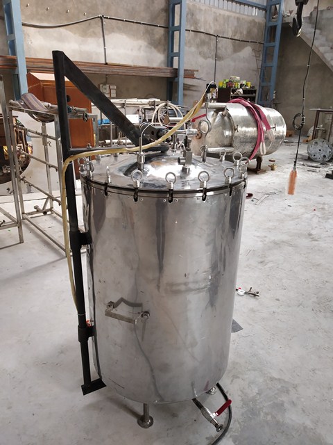 vertical Autoclave Manufacturer in Ahmedabad