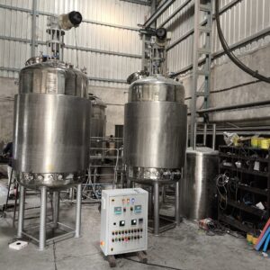 Agitator for Chemical and Pharma Vessel Manufacturer in India | UMA PHARMATECH MACHINERY