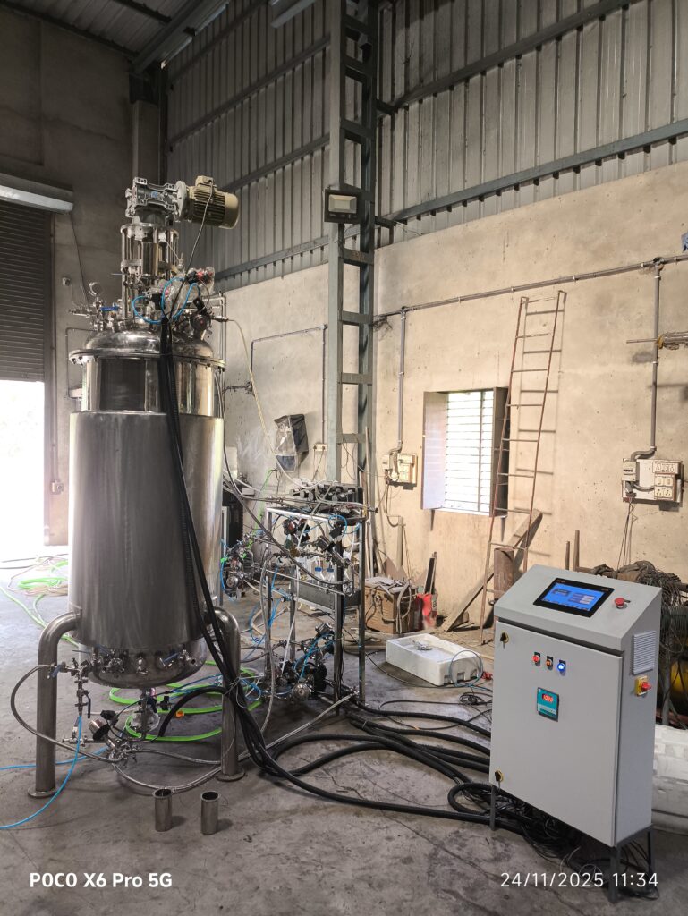 Industrial and Laboratory Fermenter Bioreactor Manufacturers